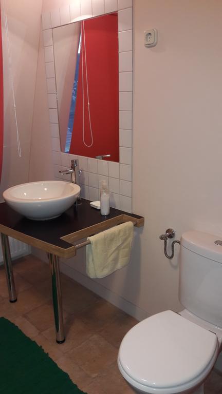 Vecsey Apartman Apartment Eger Bagian luar foto
